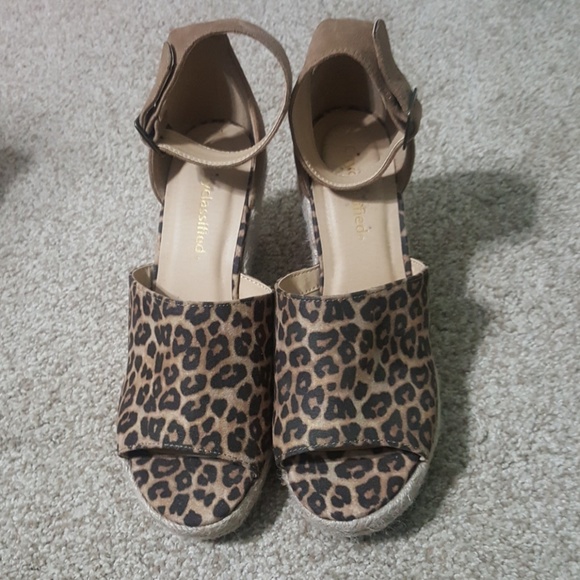 Leopard wedge - Picture 2 of 3